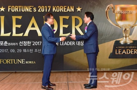 한종갑 농심켈로그 대표 ‘2017 대한민국 LEADER 대상’수상