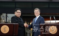 판문점서 ‘4·27 선언 1주년’ 기념식···北참여 여부 촉각