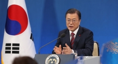 문 대통령, 내일 美 국무·국방장관 접견···한미 동맹 의견 교환