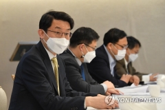 기재차관 “금리 상승 우려에 글로벌 금융시장 발작 가능성”