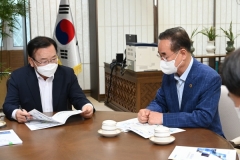 김총리 “2030 고용률 회복세···더디지만 성과 나타나”