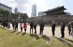 오후 6시까지 957명 신규 확진···어제보다 174명↓