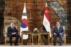 文 “상호 보완적 FTA 체결 바란다”···이집트 대통령 “韓 대기업 환영”