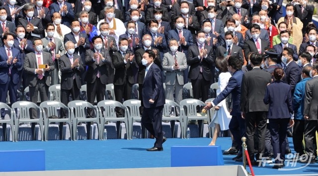 [NW포토]대통령 취임식 참석한 SK·CJ·코오롱·현대차·두산·LG·신세계·한진·롯데·삼성·포스코