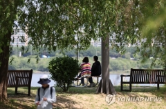 전국 164곳 '폭염특보'···행안부, 위기경보 '경계'로 상향